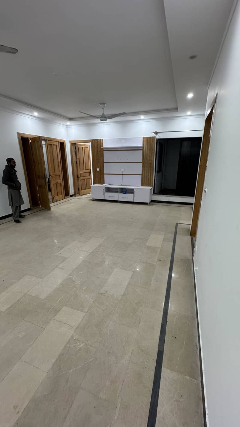 Spacious 10 Marla Ground Floor Available for Rent in Gulberg Residencia   Spacious 10 Marla Ground Floor Available for Rent in Gulberg Residencia 5