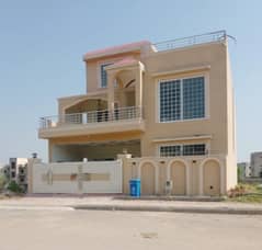 Brand New Stunning! 10 Marla Ground Floor Available for Rent in Gulberg Residencia