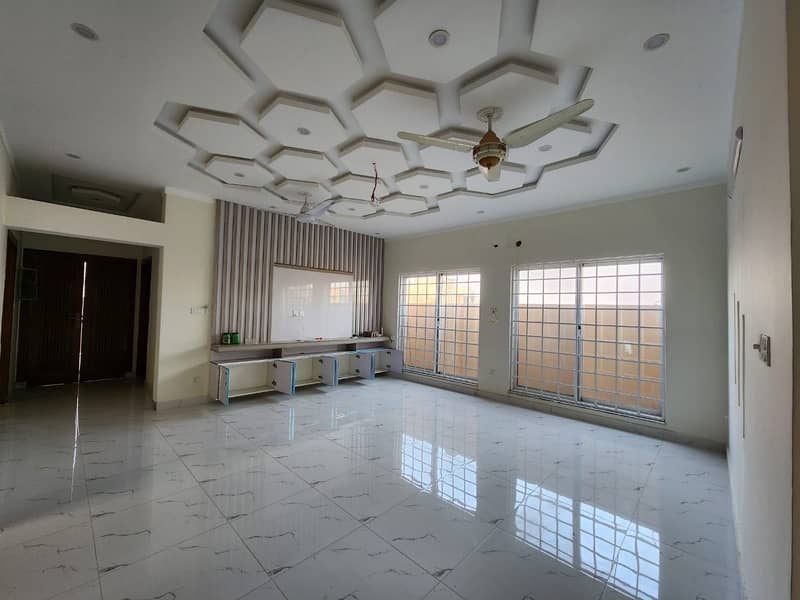 Brand New Stunning! 10 Marla Ground Floor Available for Rent in Gulberg Residencia 7