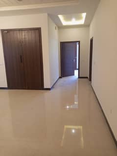 10 Marla Brand New First Floor for Rent in Gulberg Residencia - Elegant Design