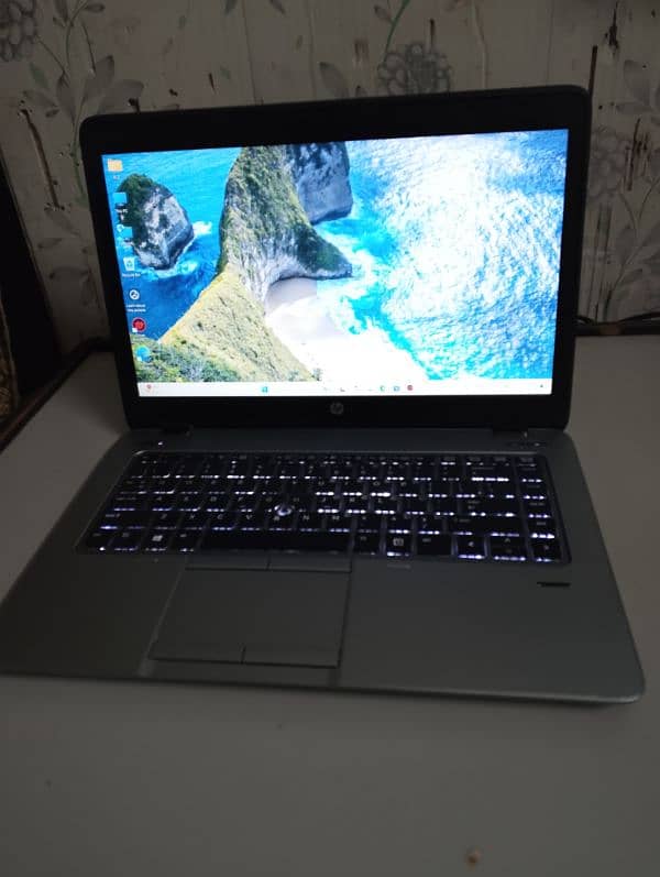 Hp Laptop 5th Generation 6