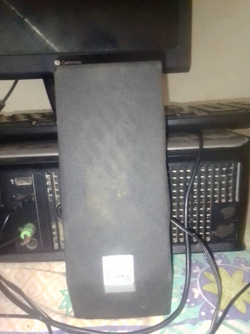 Computer dell core 2 duo 2gb 3