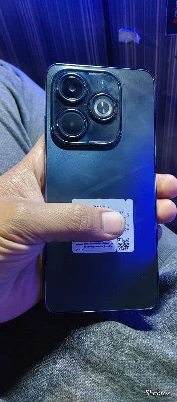 infinix hot40i 8+8 128GB with just box 10/10 condition 03053372873 4