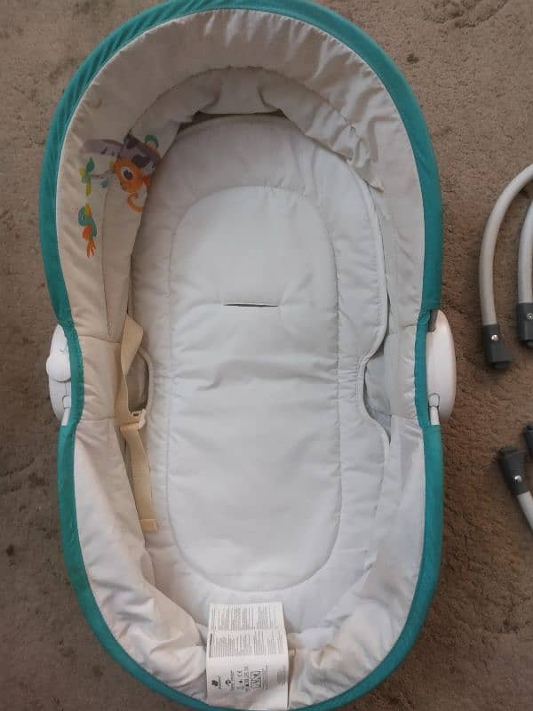 Mastela 5 in 1 Rocker & Bassinet Excellent Condition with Box 3