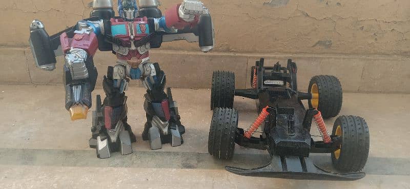 Optimus prime robot and romot control car without a romot 0