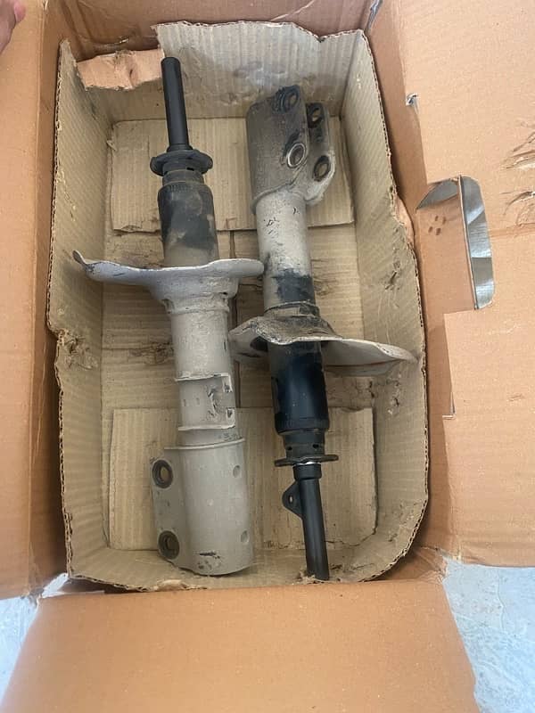 Suzuki cultus old model shocks for sale 2