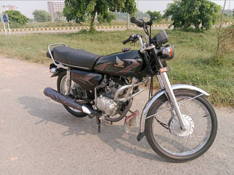 Honda 125 2023 model for sale 4