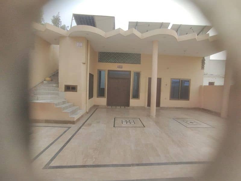 12 Marle luxury house for sale in Ahmedpur East nazd chacha basti 2