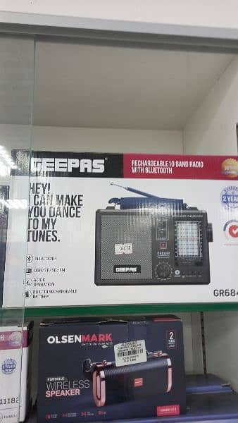 Geeprs radio new condition. pin pack whatap 0096890446487 1