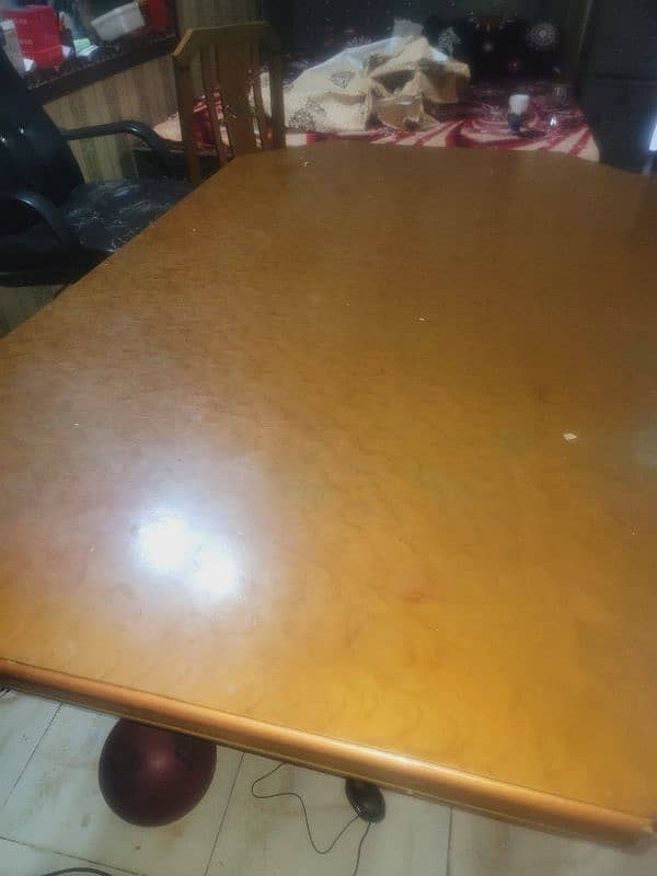 dining table with 6 chairs good condition 0