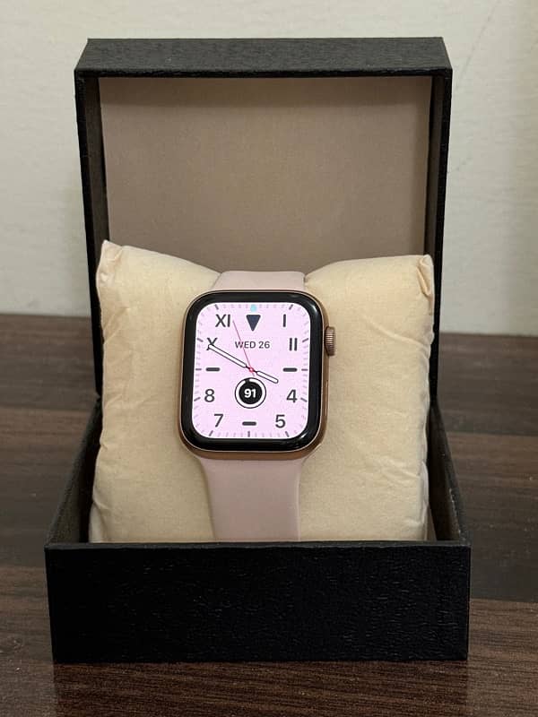 Apple Watch Series 5 44mm 3