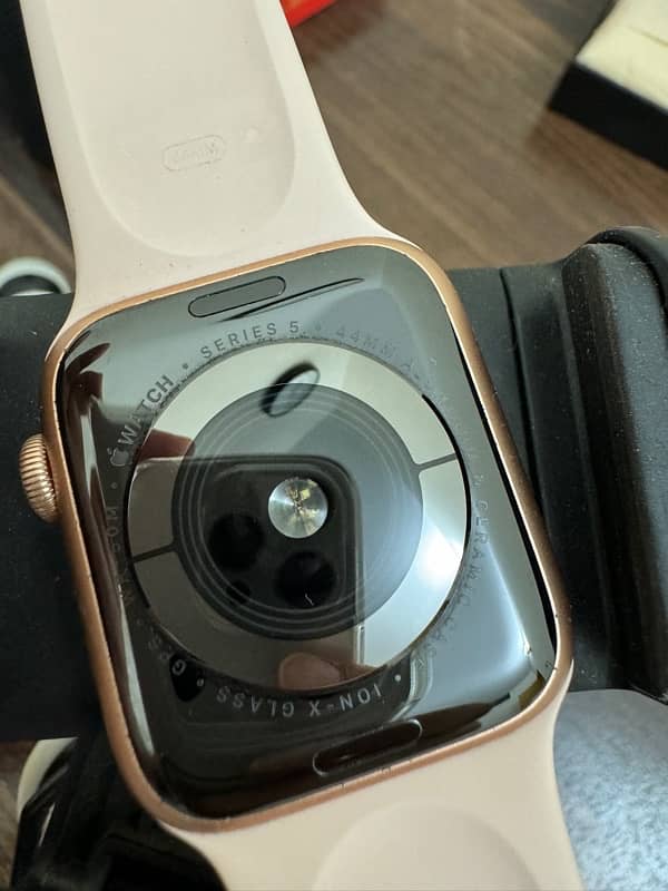 Apple Watch Series 5 44mm 5