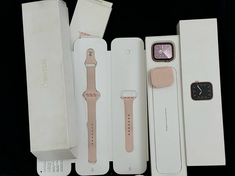 Apple Watch Series 5 44mm 6