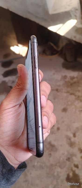 iPhone11 64GB non PTA JV with 20wat chrgr type C 03053372873 6