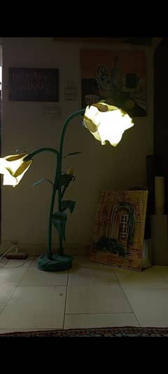 floral lamp