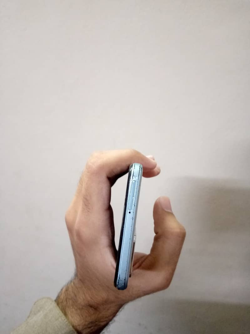 Vivo Y21 Mobile with Original Fast Charger + Box 7