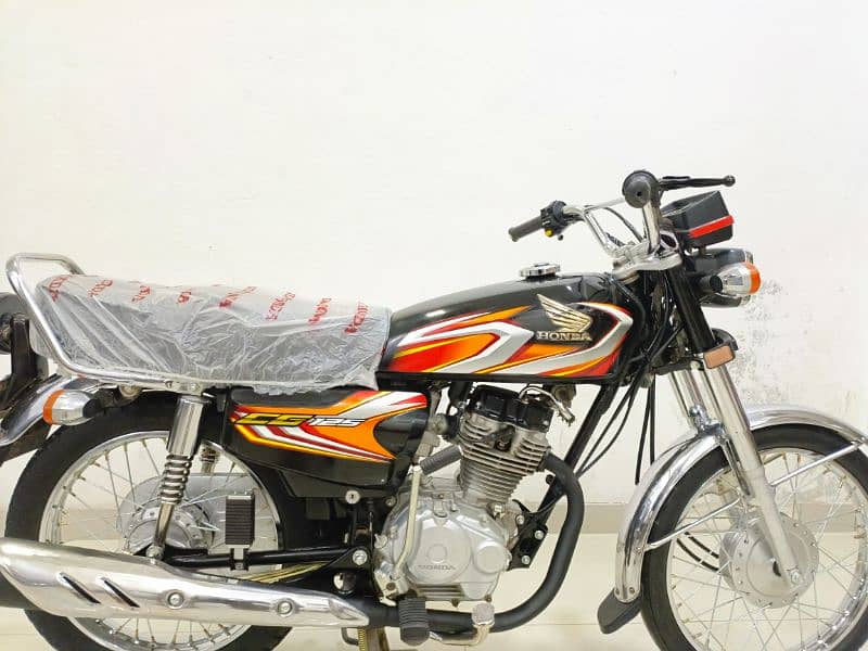 Honda CG 125 2022 Model 4