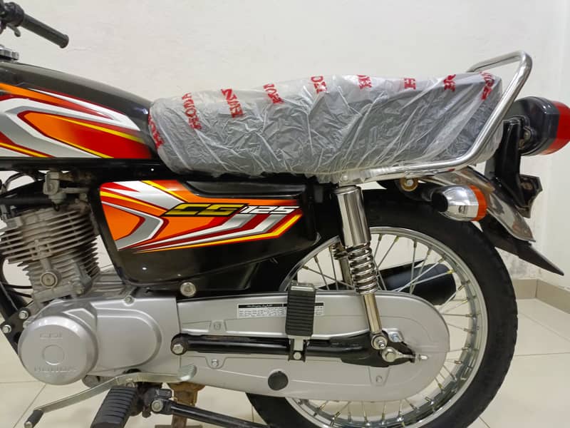 Honda CG 125 2022 Model 5