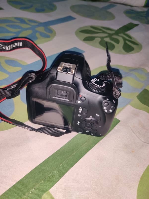 Canon 4000D 1