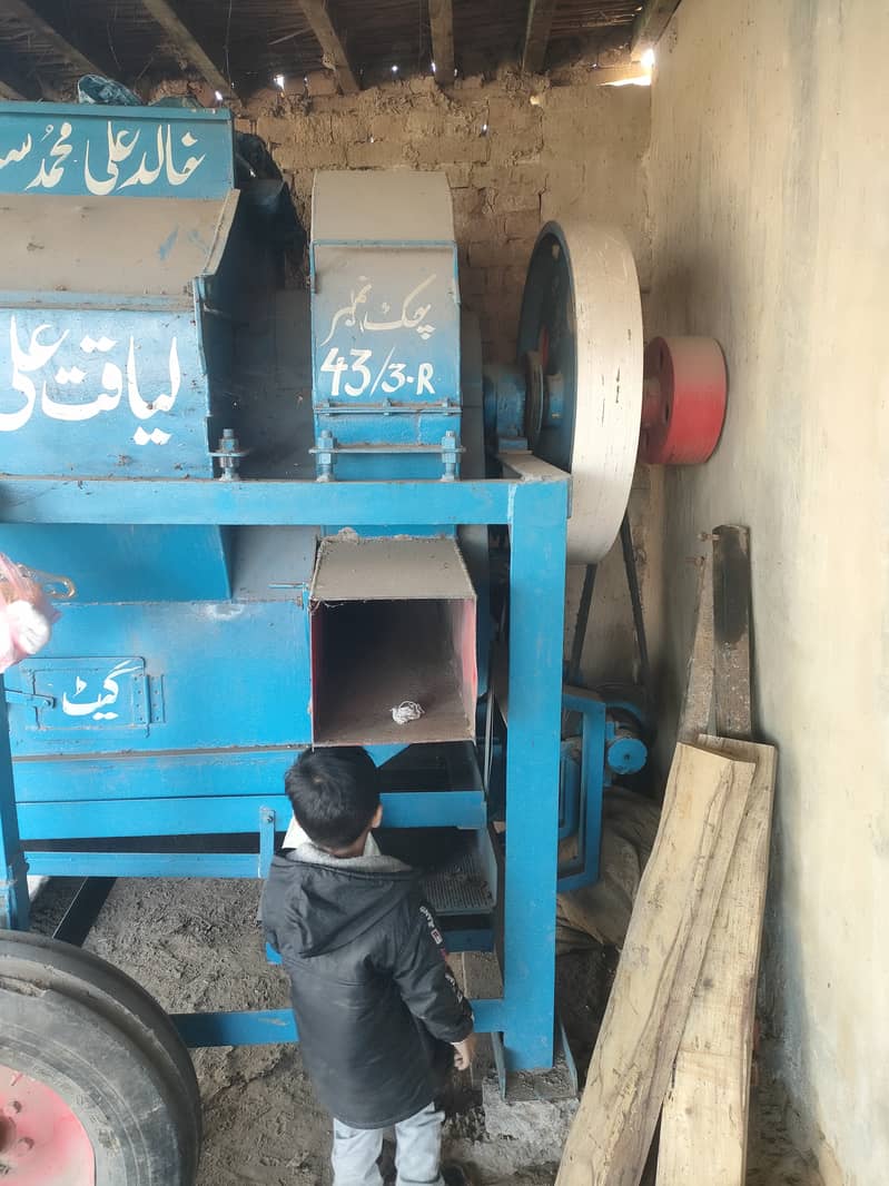 Thresher Machine Dogar zarae industry 2