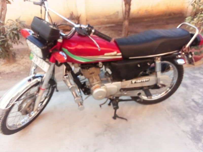 Honda 125 17 model rwp no 5