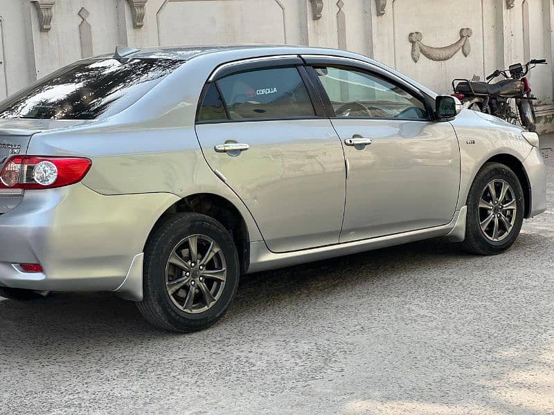 Toyota Corolla GLI 2013 0