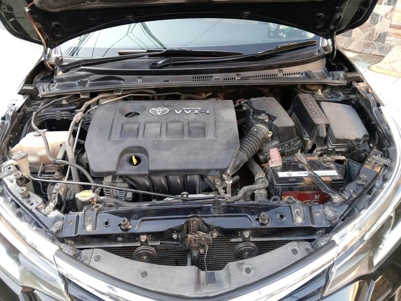 Toyota Corolla Altis X Automatic 1.6 2021 Model 8