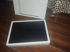 MacBook air M3  15 inch unactive 8/512