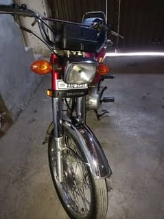 Honda 125, model 2021, registered 2025