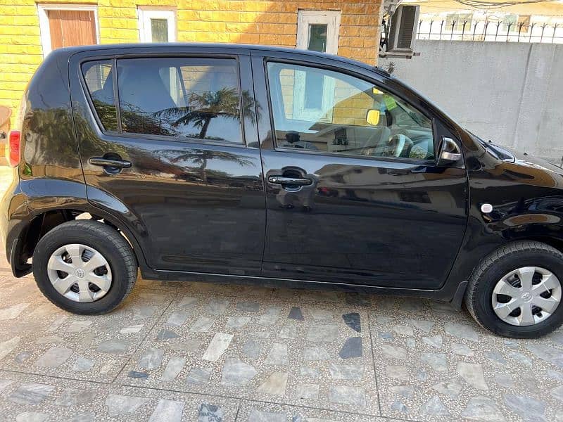 Toyota passo 2009/12 b2b Orginal Like new 3