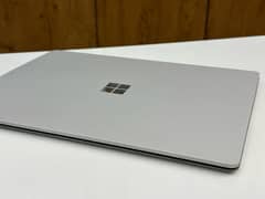 MICROSOFT SURFACE LAPTOP ( CORE-i5 / 8th Gen ) 8 GB RAM !! 256 GB SSD