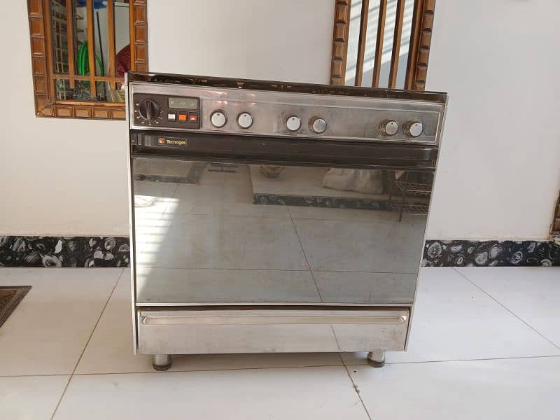 Italian Tecnogas Cooking Range (Stove with built-in oven) 8