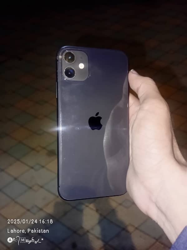 Exchange Iphone 11 , 64gb , true tone face id active , JV sim time 0