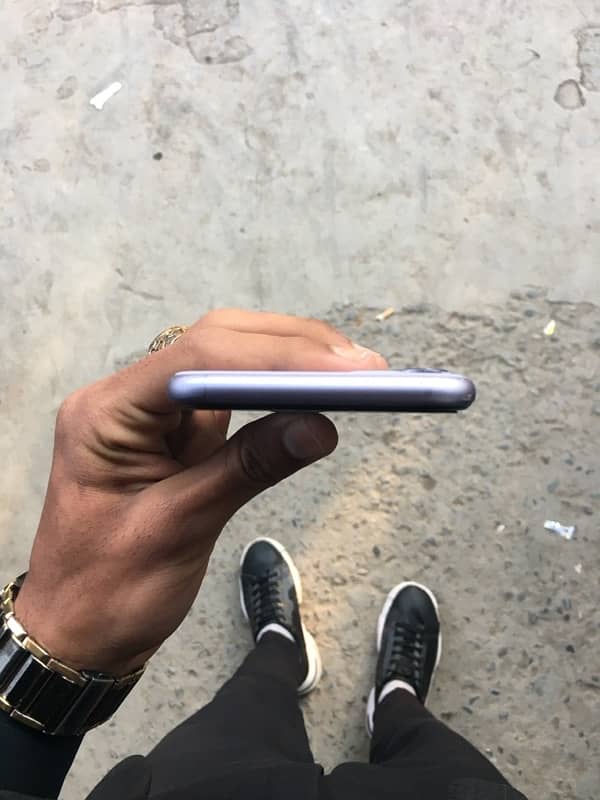 iphone 11 128GB for Sale 10