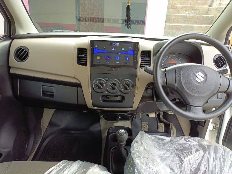 Suzuki Wagon R 2024 6