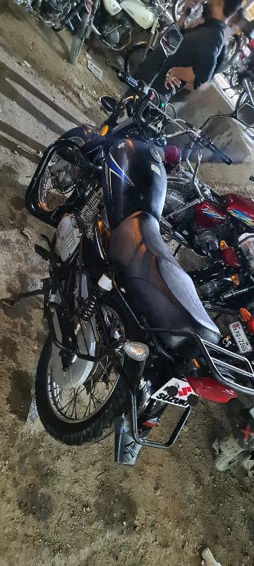 Suzuki Gs. 150 2013 seald engine 1st owner 13 ka end he 1