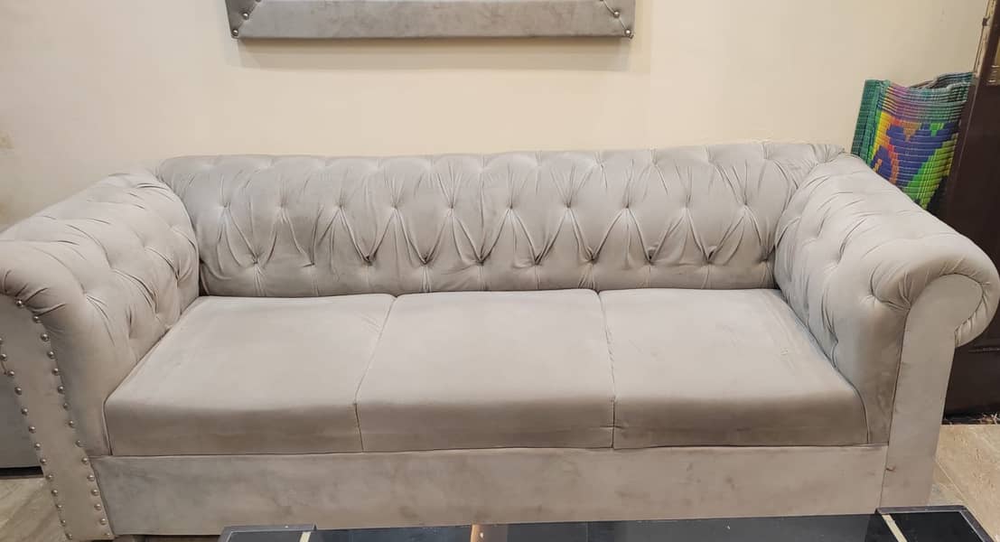 6 seated sofa 1