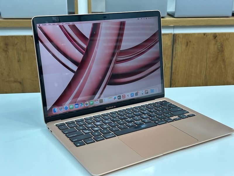 MACBOOK AIR M1 2020 ( 8 GB RAM !! 256 GB SSD) 4