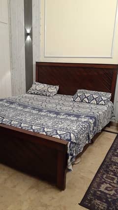 king size bed without mattress