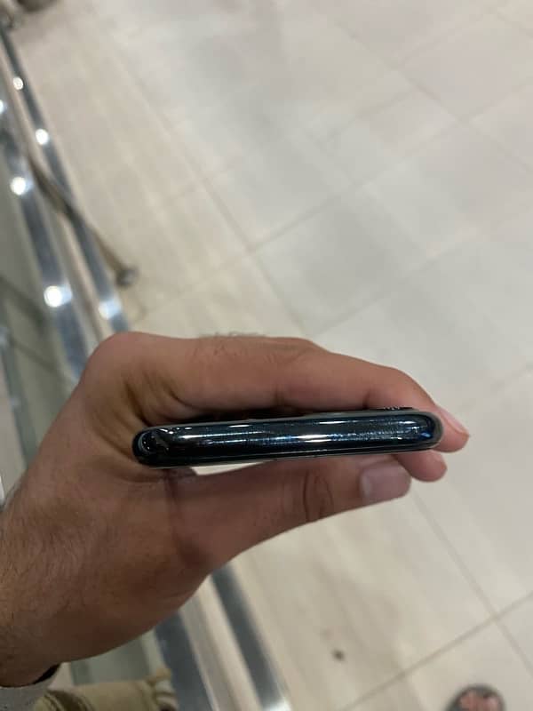 IPhone 11 Pro 256 gb Non PTA 6