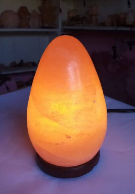 PINK SALT LAMPS. 11