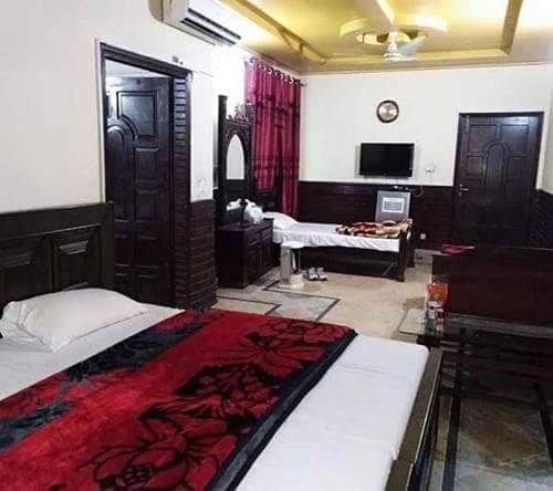 Experience Unmatched Hospitality at Hotel Khursheed Palace, Saddar Raw 1