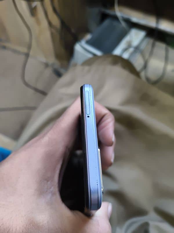 Vivo y 21t 4