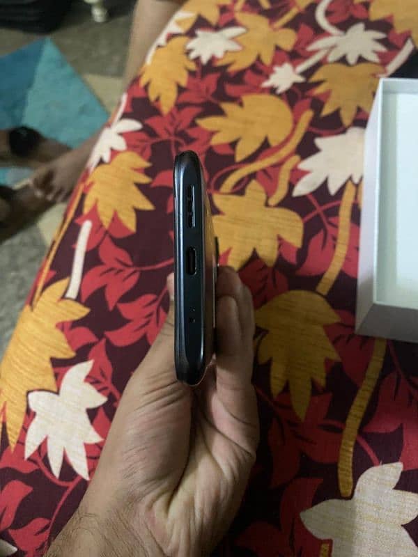 Redmi 9t new condition me hai 11