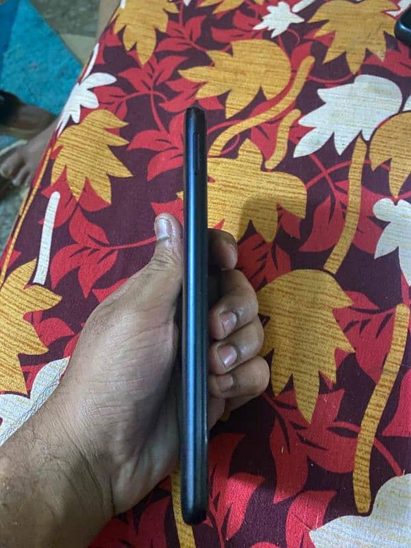 Redmi 9t new condition me hai 12