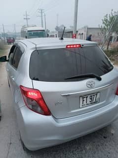 Toyota Vitz 2011