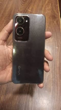 vivo y 18