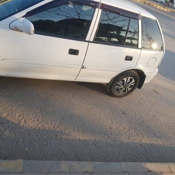 Suzuki Cultus VXR 2015 3