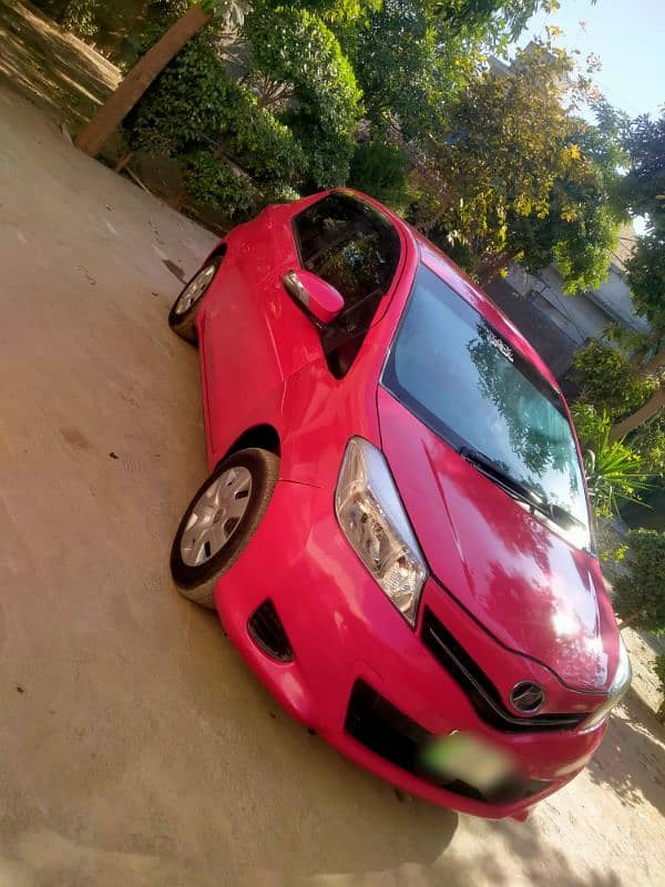 Toyota Vitz 2012 1