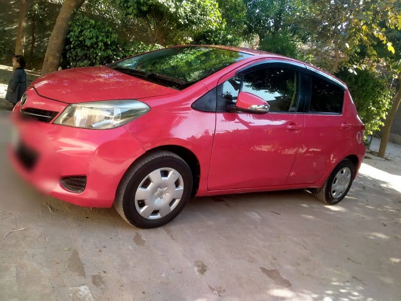 Toyota Vitz 2012 8